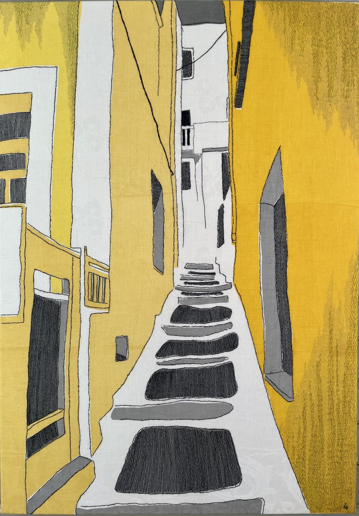 Menetes I
Screentryck med pappersschabloner och broder på gammal linneduk, 100x70 cm.